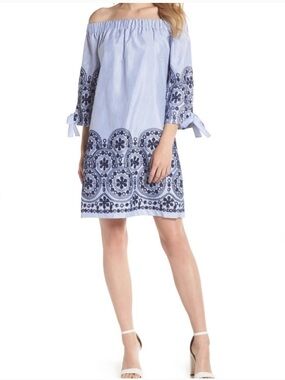 Vince Camuto off-shoulder dress, size 10